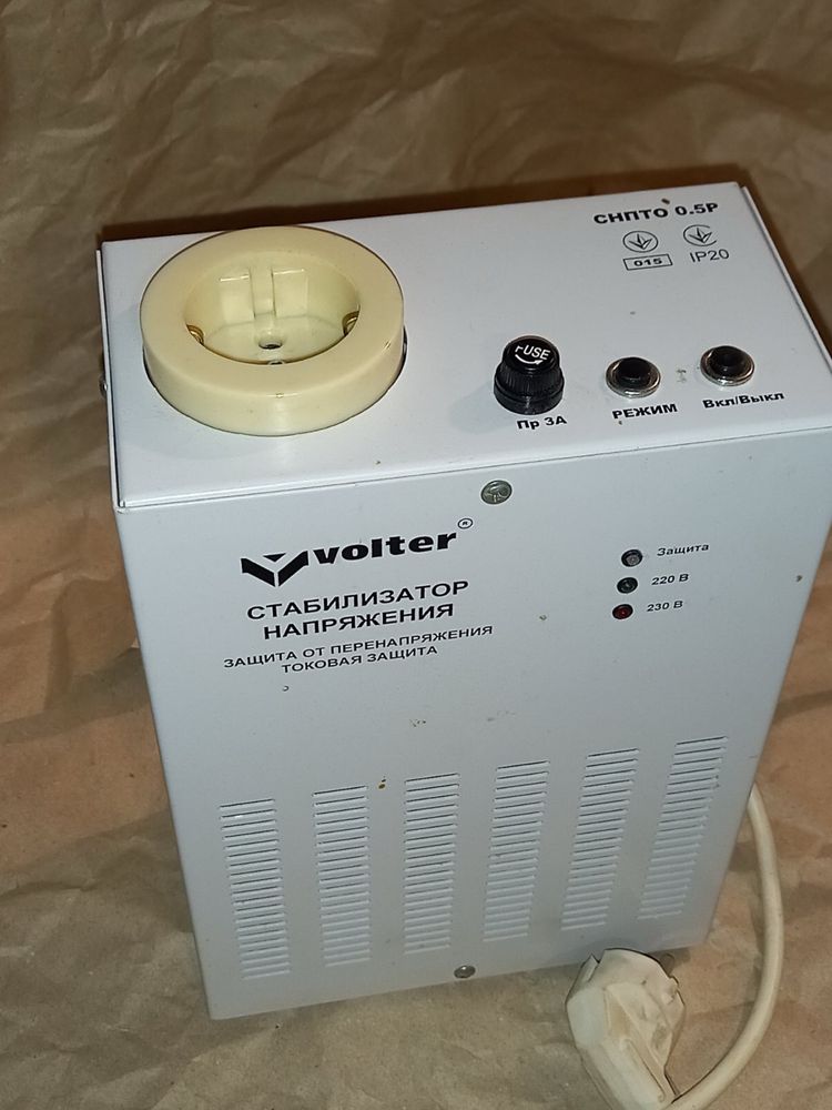 Продам стабiлiзатор VOLTER СНПТО 0.5Р Б.У.