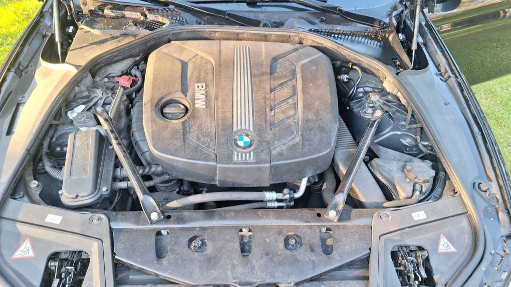 Bmw f11 520d  247 tys km po dużym serwisie sprowadzona
