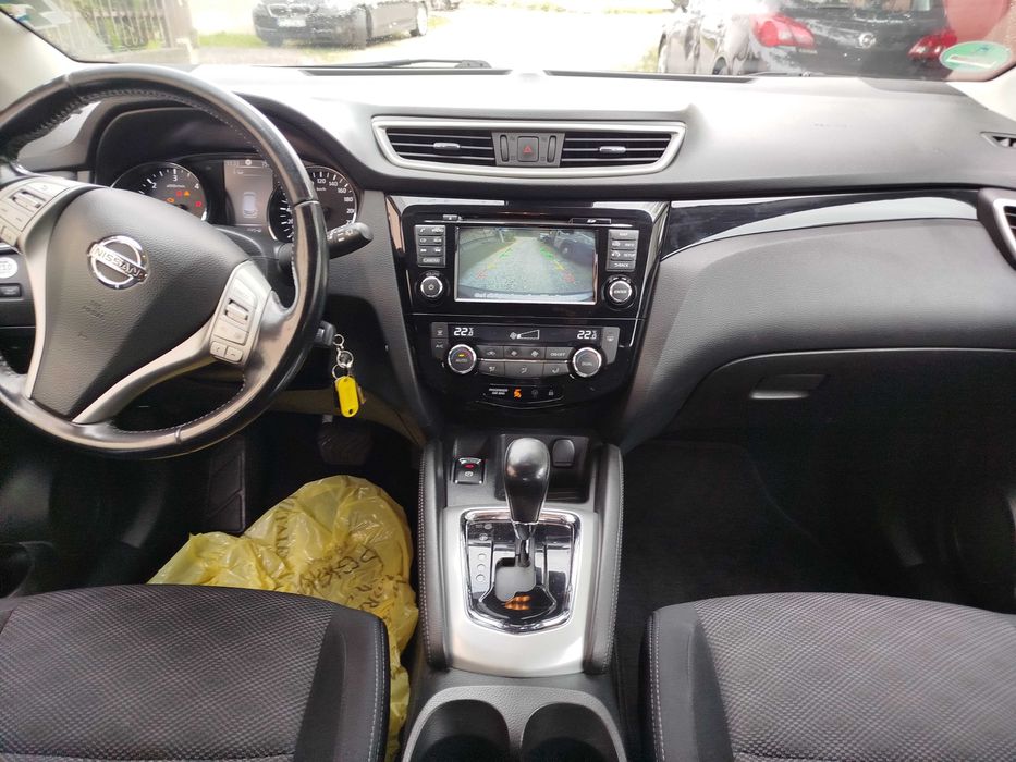 Nissan Qashqai 1,6 automat