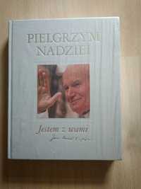 Książka "Pielgrzym Nadziei. Jestem z Wami. Jan Paweł II" - nowa, folia