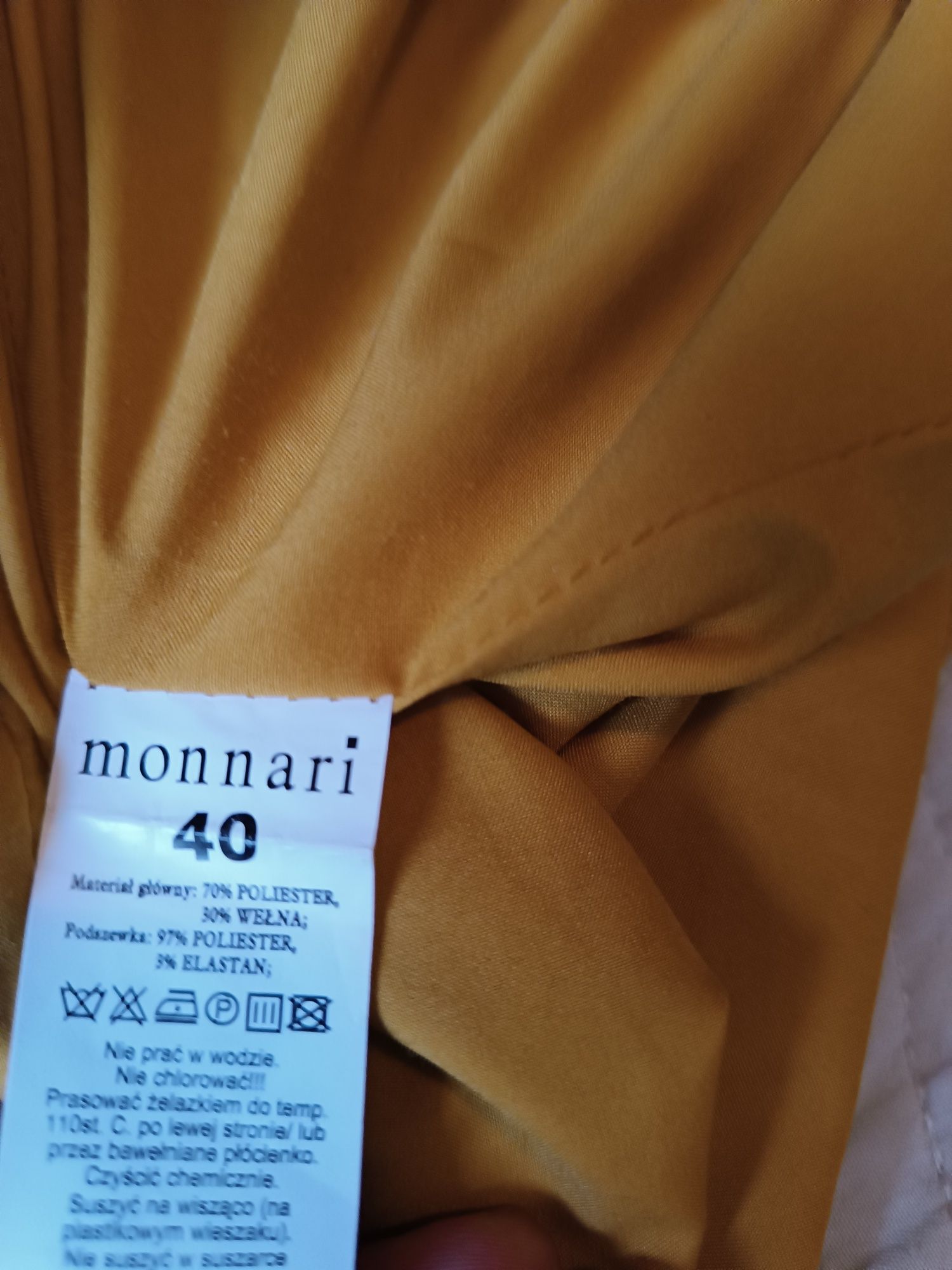Sukienka Monnari 40, z dod. wełny j,nowa SUPER CENA