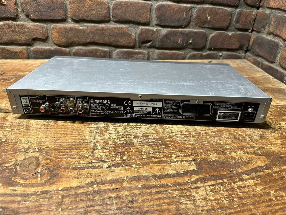 Odtwarzacz DVD Yamaha DVD-S 559