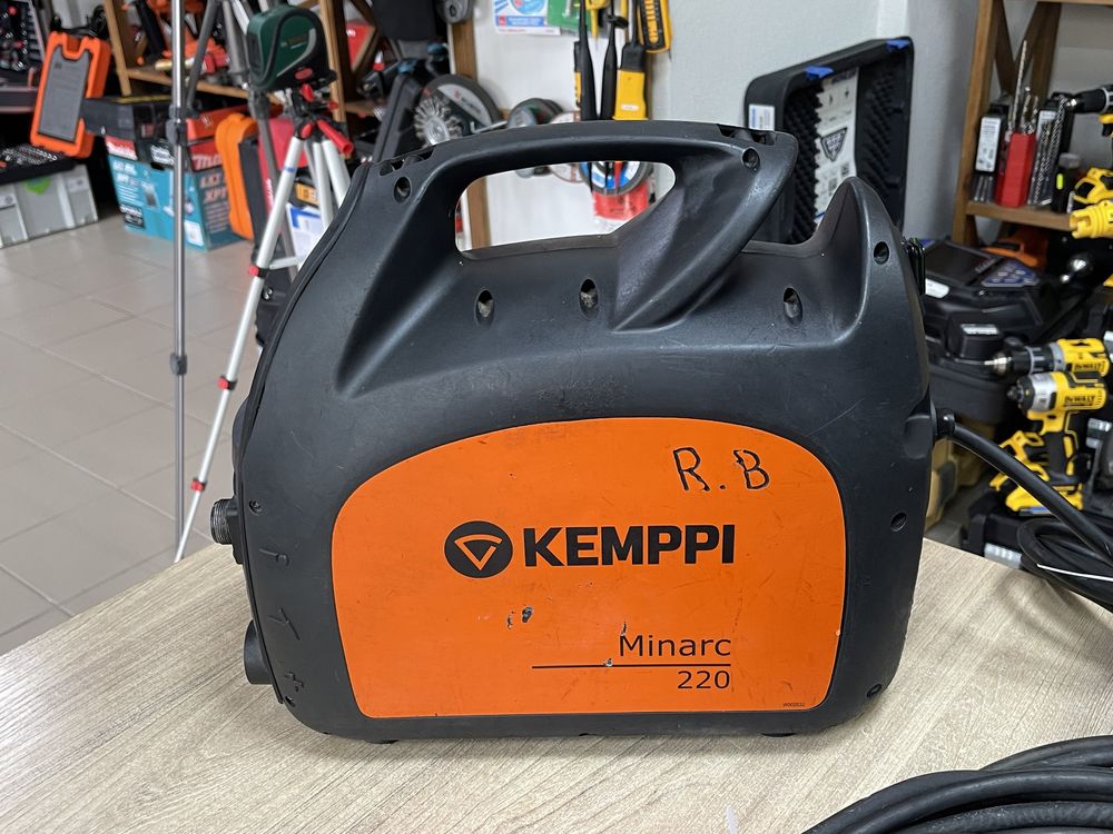 Kemppi Minarc 220 / зварювальний апарат