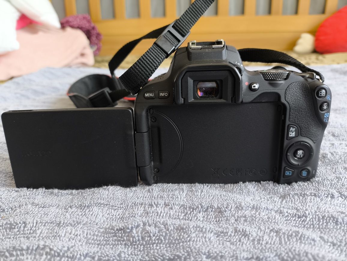 Canon 200d plus 18-55 STM