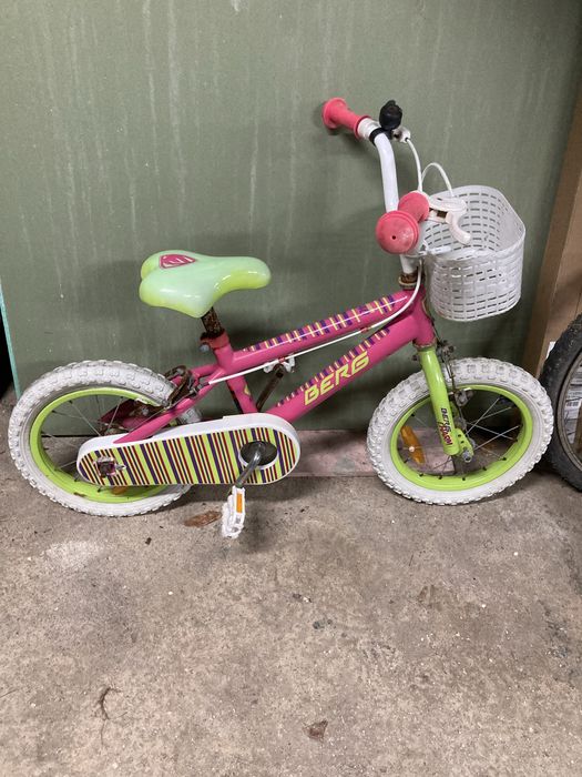 bicicleta de criança em bom estado de funcionamento