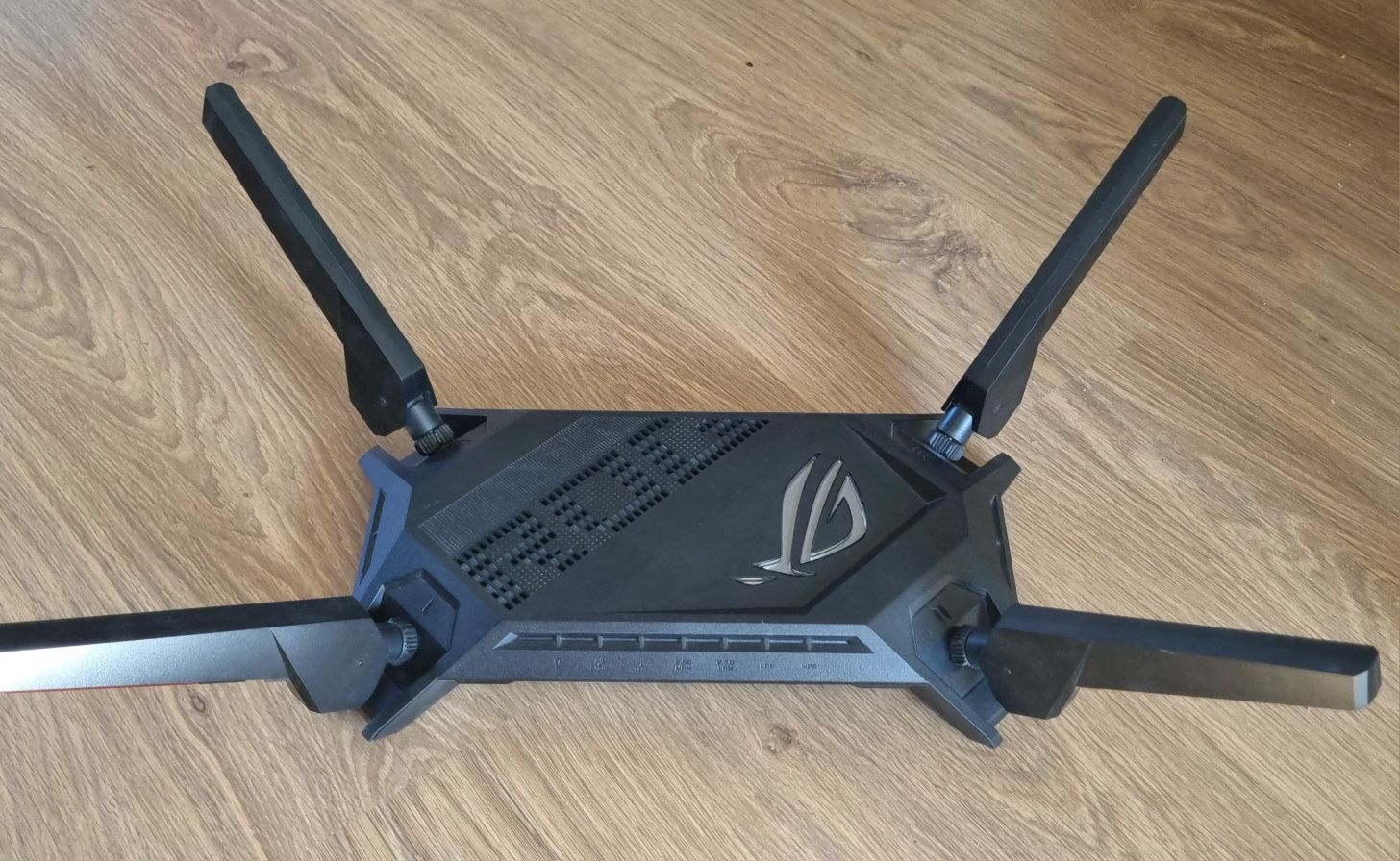 Маршрутизатор Asus ROG Rapture GT-AX6000 (90IG0780-MO3B00) WiFi6 / AX6