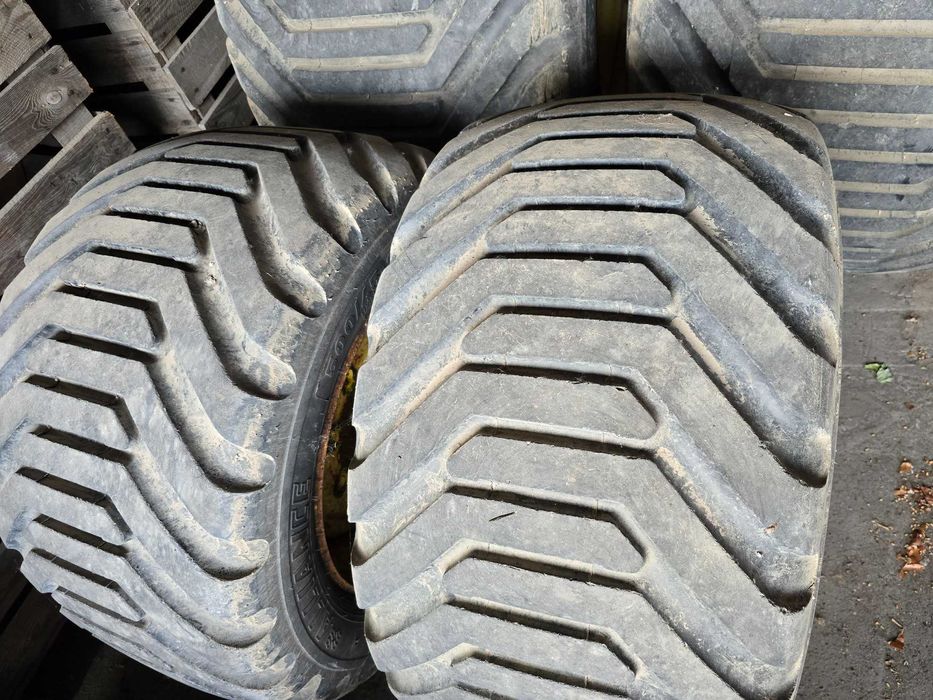 Koła 500/45-22.5 i 800/45-26.5