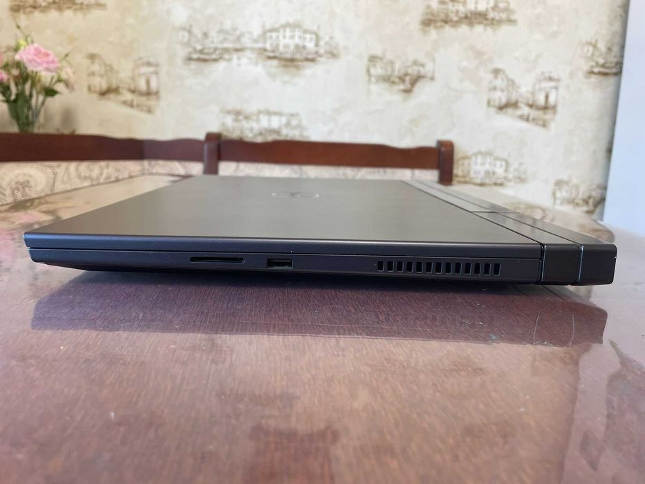 Ноутбук 17" FHD Dell G7 17 7700 (i7-10750H/32/2000Gb/RTX 2070)