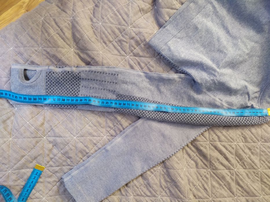 KOMPLET (legginsy+top) BEZSZWOWY Z SIATECZKĄ SZARY od MartiBikiniStore