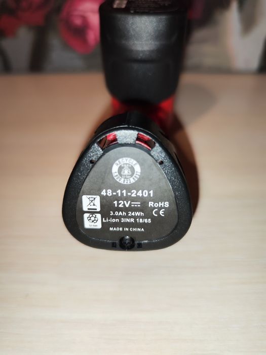 Акумулятор Milwaukee M12 3.0Ah (нові)