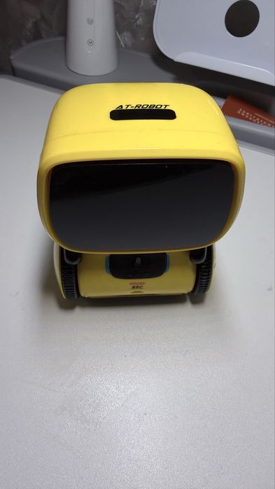 Дитячій робот іграшка