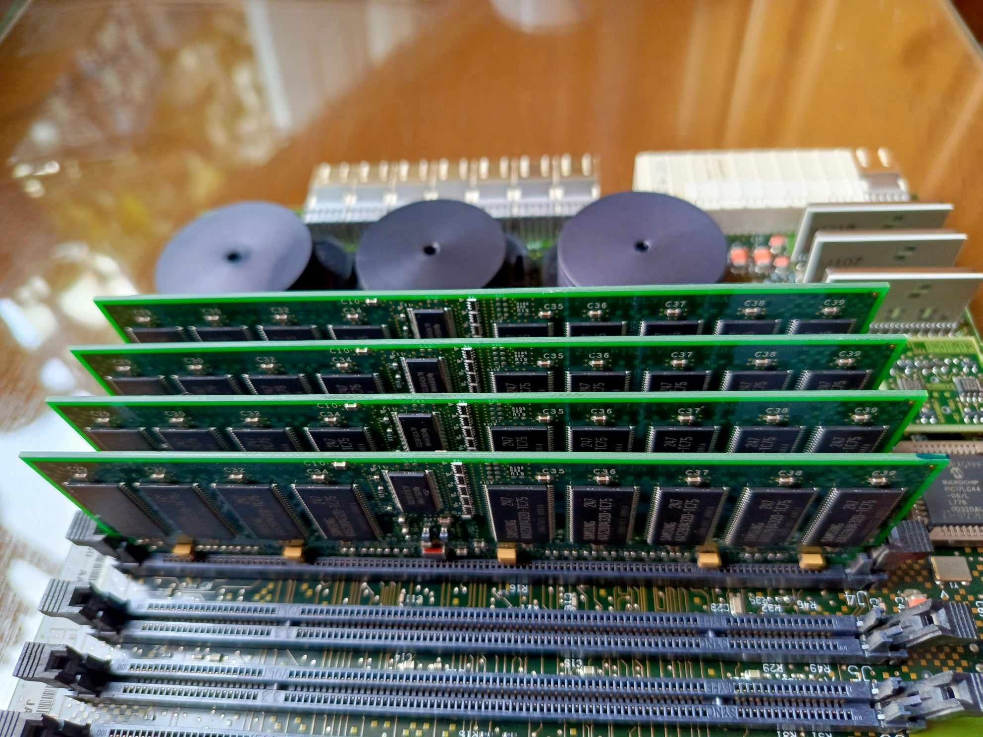 Pamięć z serwera Memory B4150
