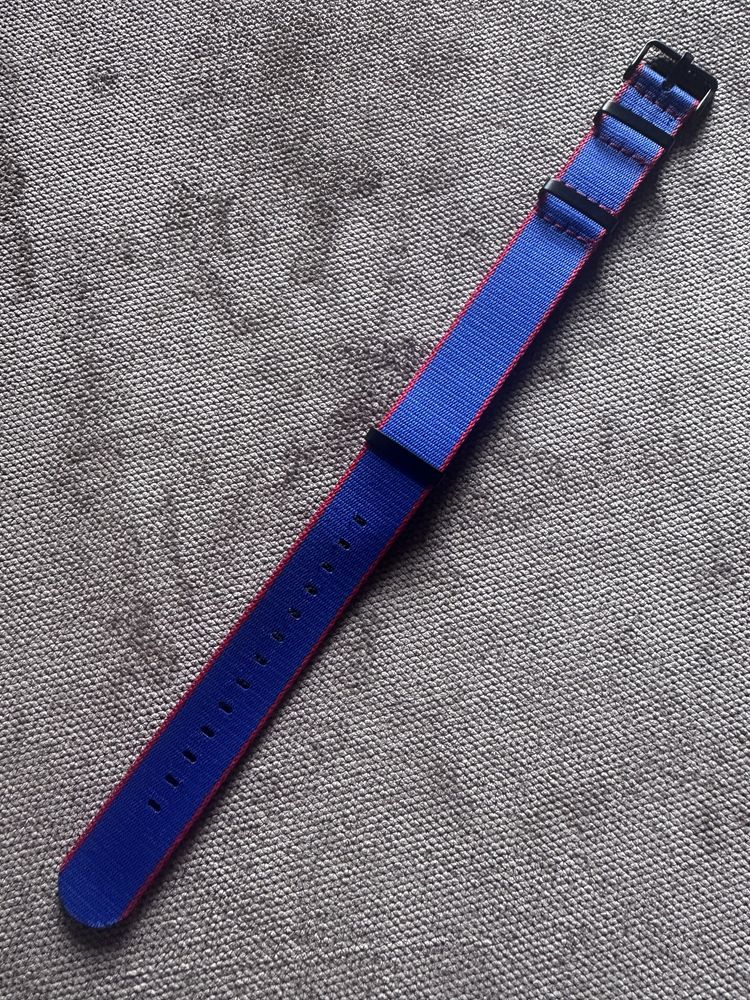 Pasek nato 20mm nowy niebiesko czerwony czarna sprzączka