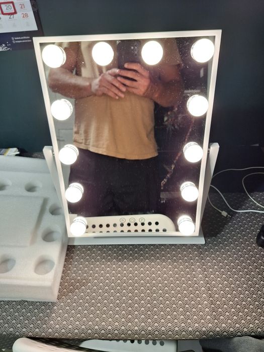 Lustro podświetlane,  nowe