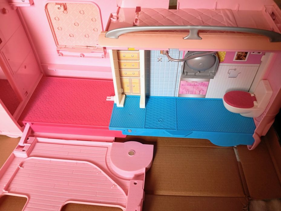 Barbie camper 2016 para reaproveitar • Leia descrição,não é negociável