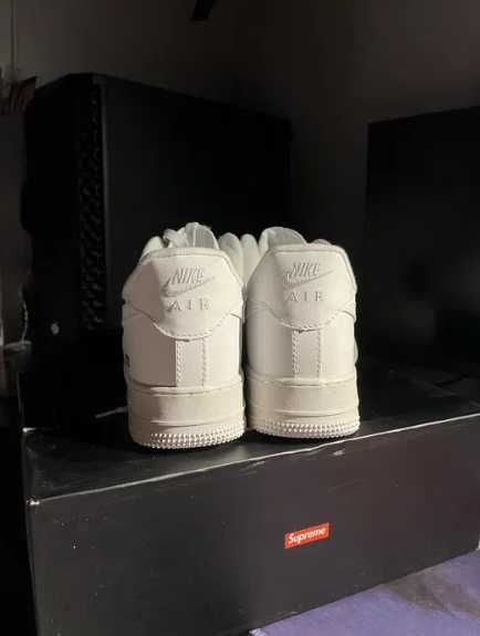 Buty meskie Mokasyny Nike_Air_Force _1_Low_Supreme_White R.46