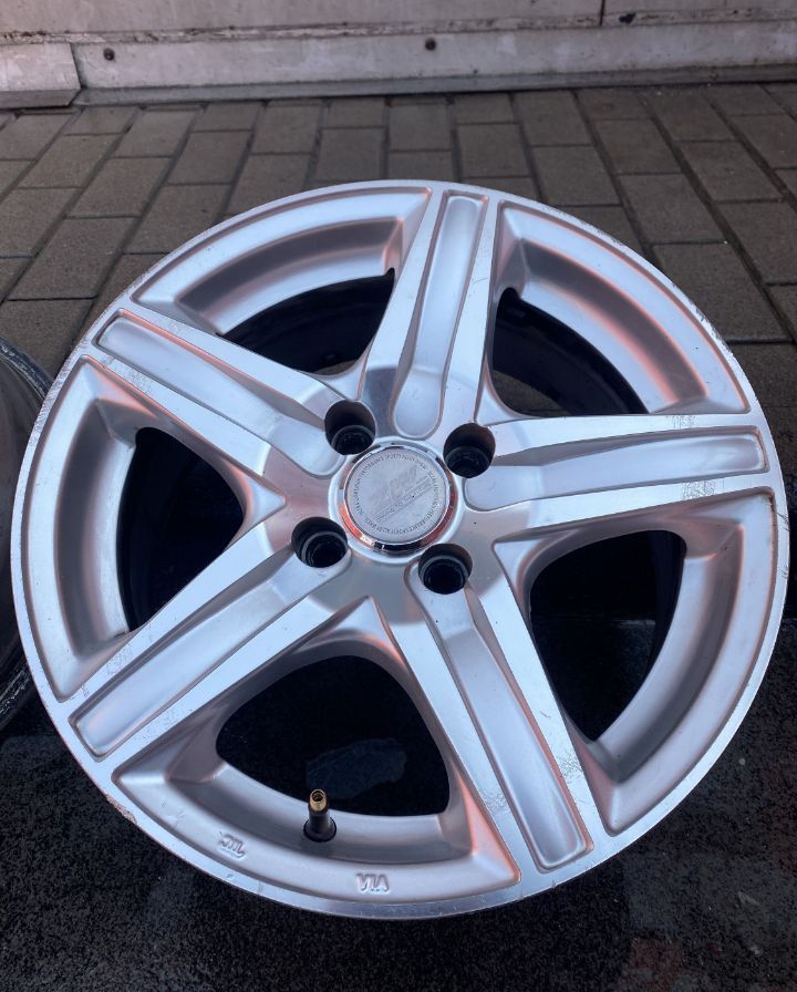 Продам диски ZW R15 4x100 ланос авеo opel megane renault ваз жигули 15