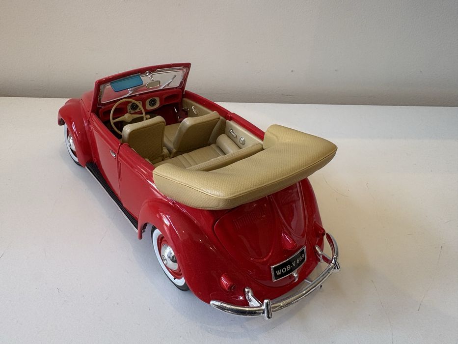 Model Volkswagen Beetle Garbus 1:18 Maisto (bburago welly)