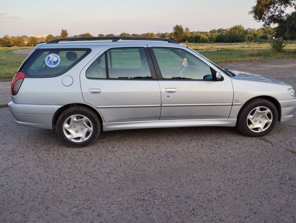 Peugeot 306 бензин