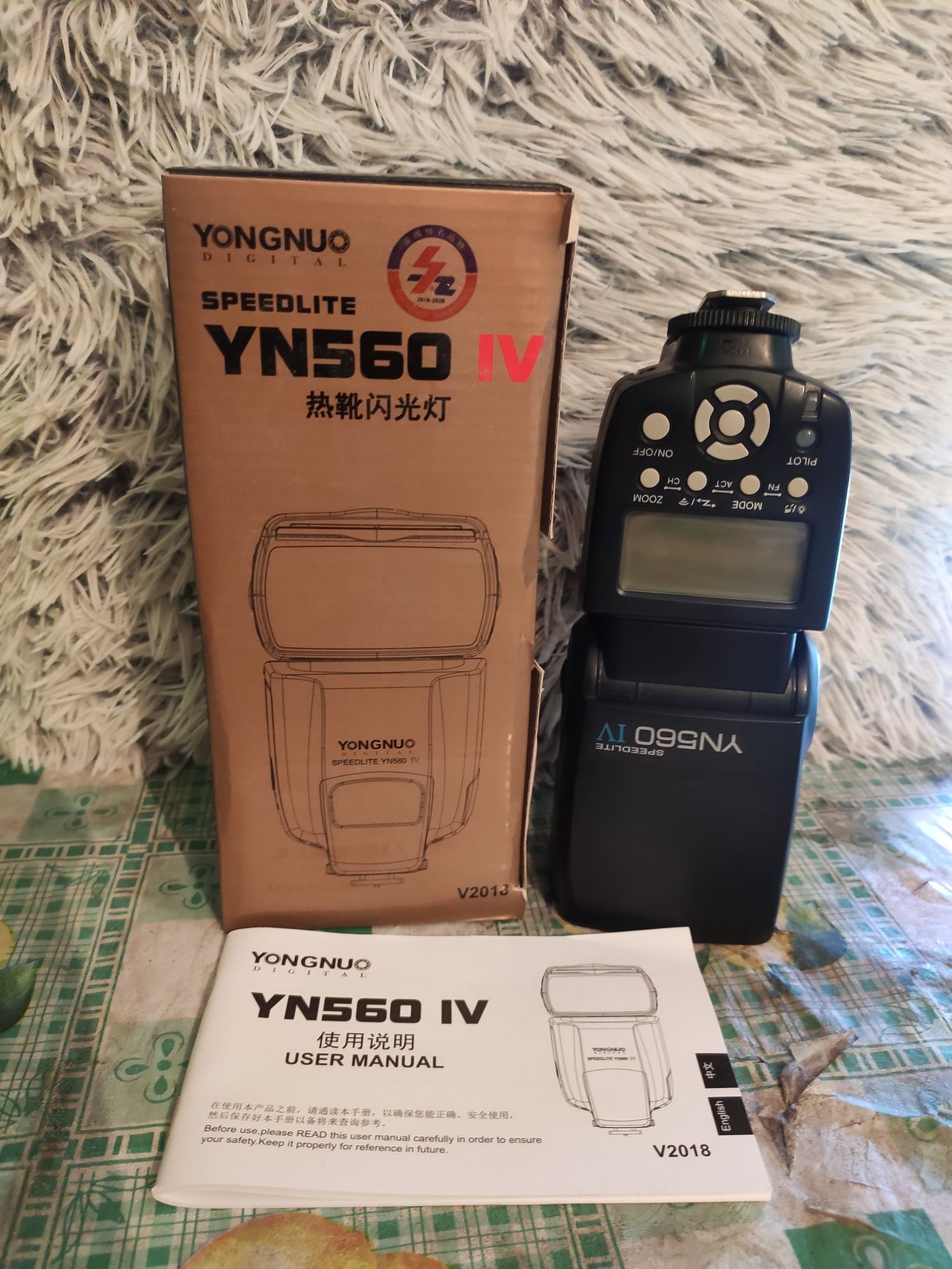 Вспишка  Yongnuo YN560 IV