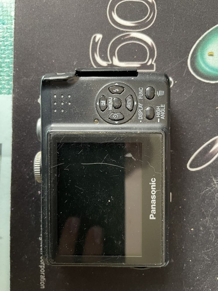 Фотоаппарат Panasonic Lumix під ремонт чи запчастини