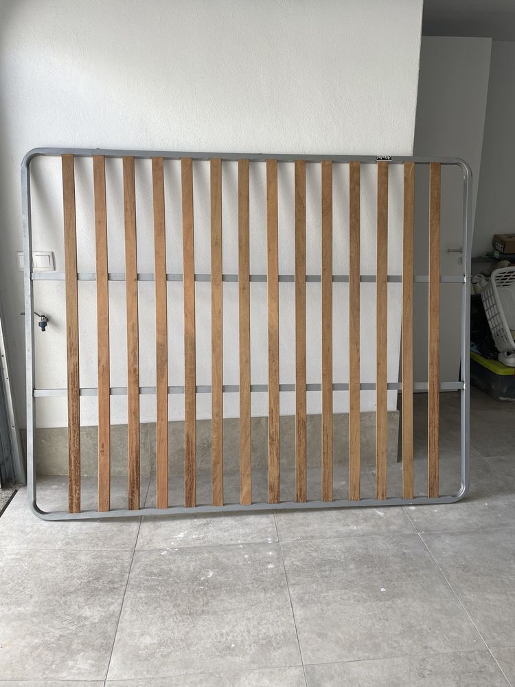 Estrado para cama