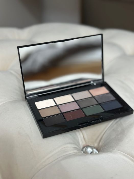 Paleta cieni Bobbi Brown jak nowa