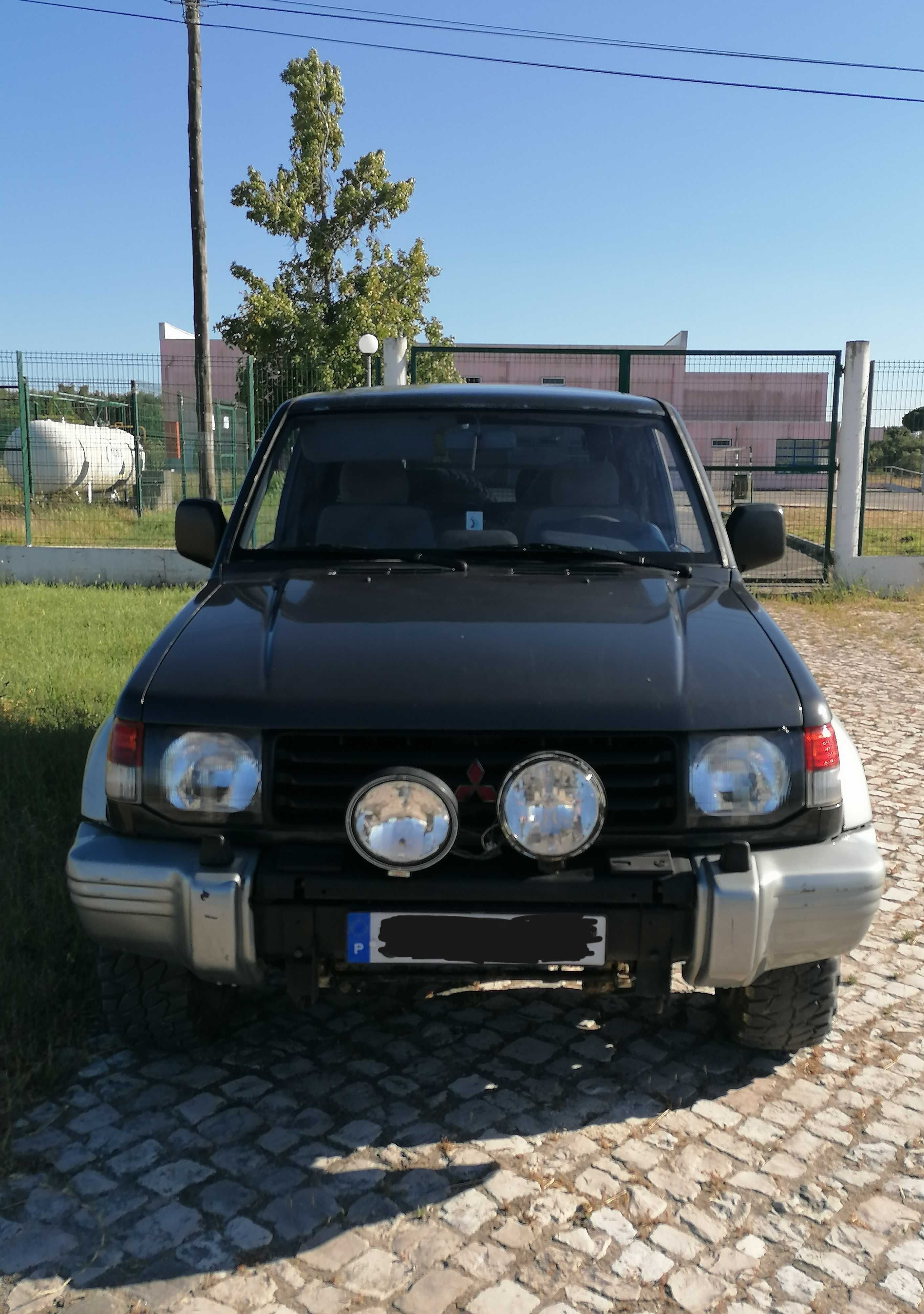 Mitsubishi pagero 2.5 td