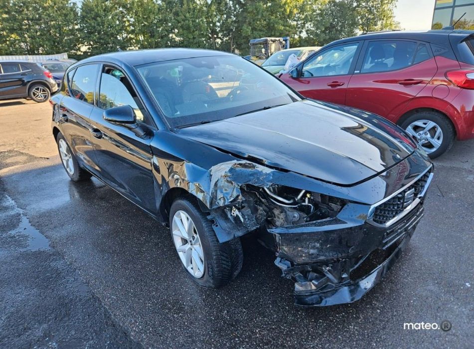 Seat Leon 1.5 TSI 131KM 2022 rok przebieg 45tys km