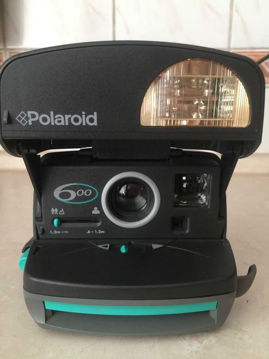 Фотоаппарат Polaroid 600 Inctant Camera