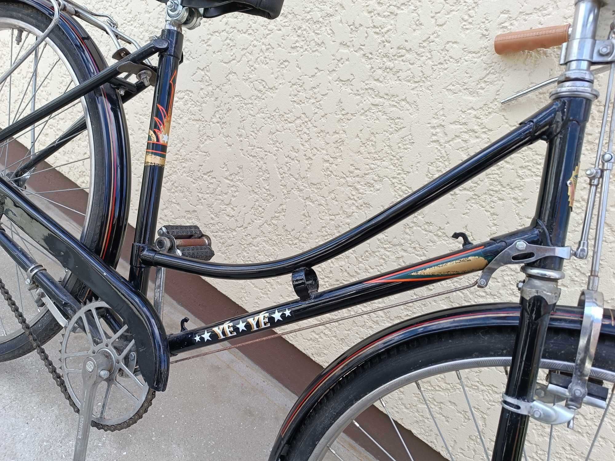 Bicicleta Pasteleira senhora restaurada.
