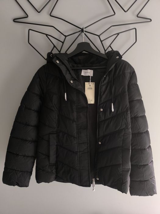 Reserved pikowana kurtka z kapturem M
