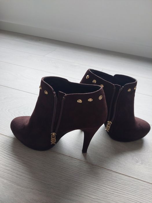 Botins marca Xti