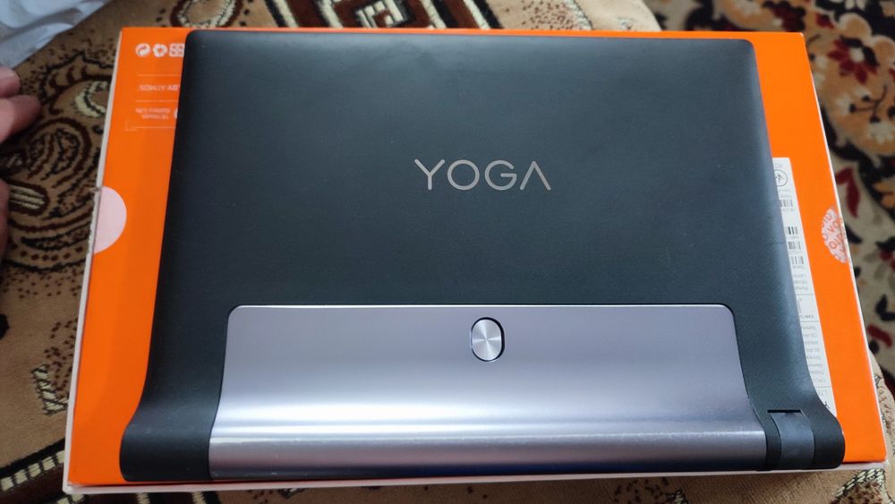 Планшет Yoga Tab 3 10"