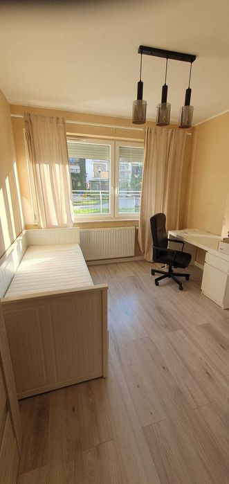 Wynajmę mieszkanie. 4 pokoje. 89 m. Obok Politechniki Bydgoskiej.