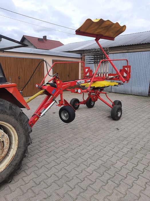 Zgrabiarka POTTINGER TOP 421A