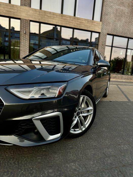 Audi a4 b9 sLine гібрид