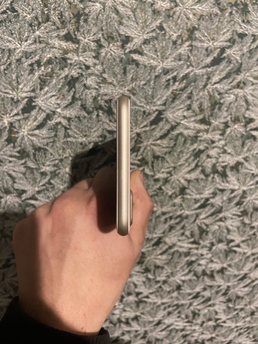 Айфон 7 + в идиальном состоянии