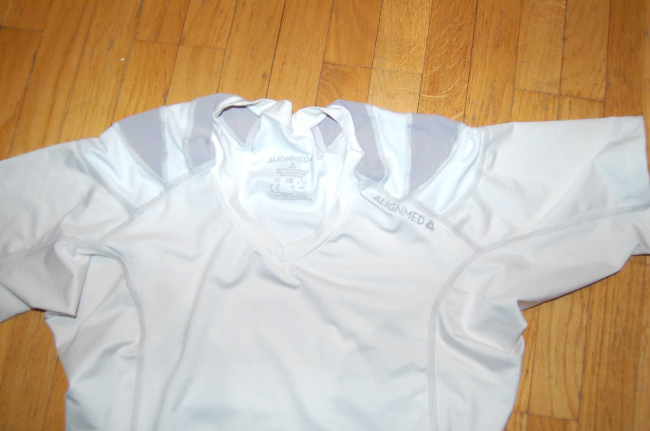 bluzka sportowa podkoszulek Alignmed rozmiar M USA