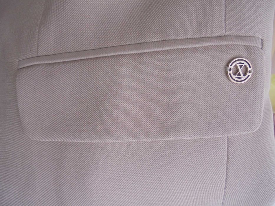 Blazer de senhora da marca DECENIO