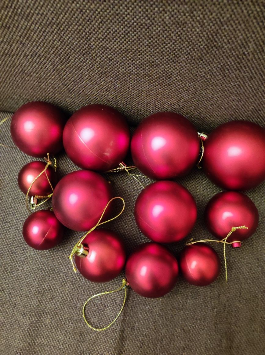 12 bombek na choinkę