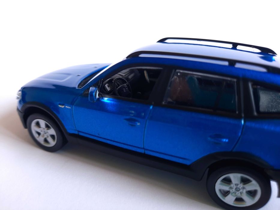 Колекційна Автомодель WELLY: Nex — BMW X3 3.0i E83 2004, Синій (1/43)