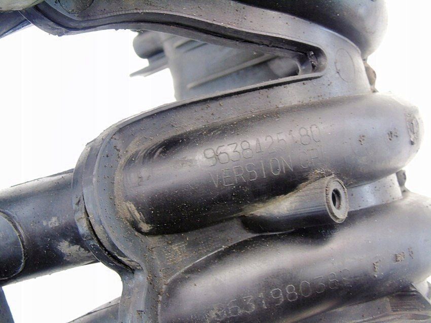 Kolektor Ssący 1.4 206 307 Partner Berlingo 106 Xsara Saxo 9638425180