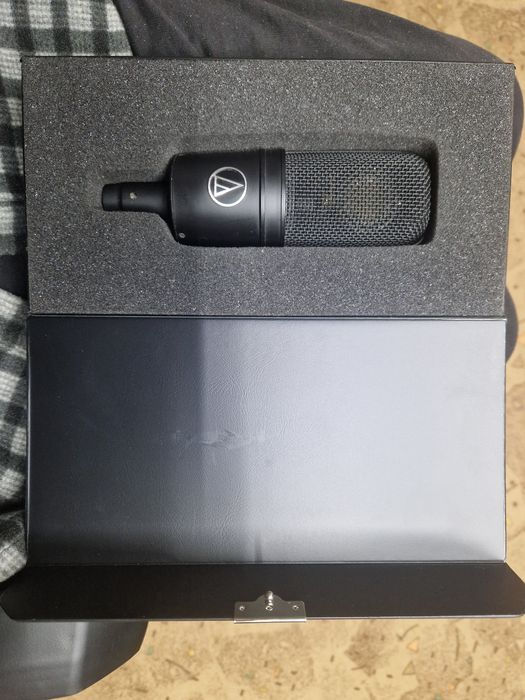 Студійний мікрофон Audio-Technica AT4040