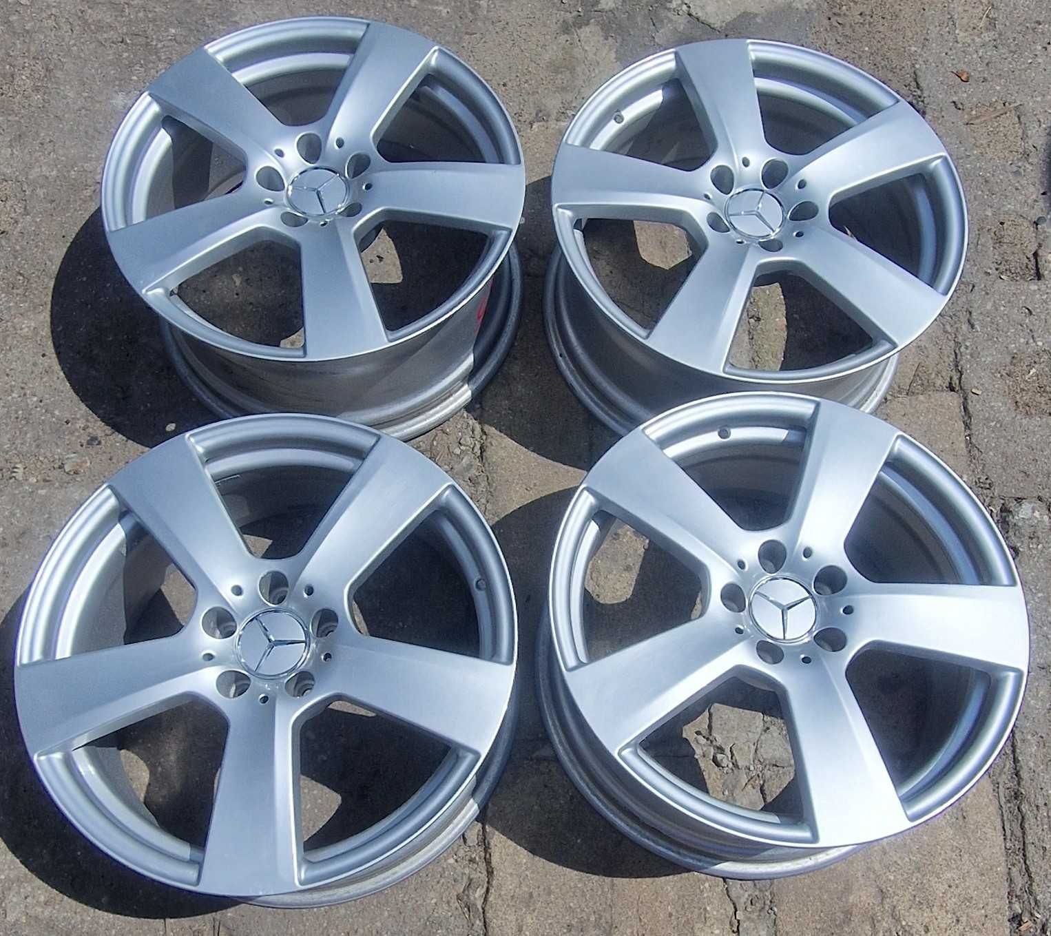 Felgi aluminiowe Mercedes-Benz E W207 5x112 8Jx18 ET45 Kpl.
