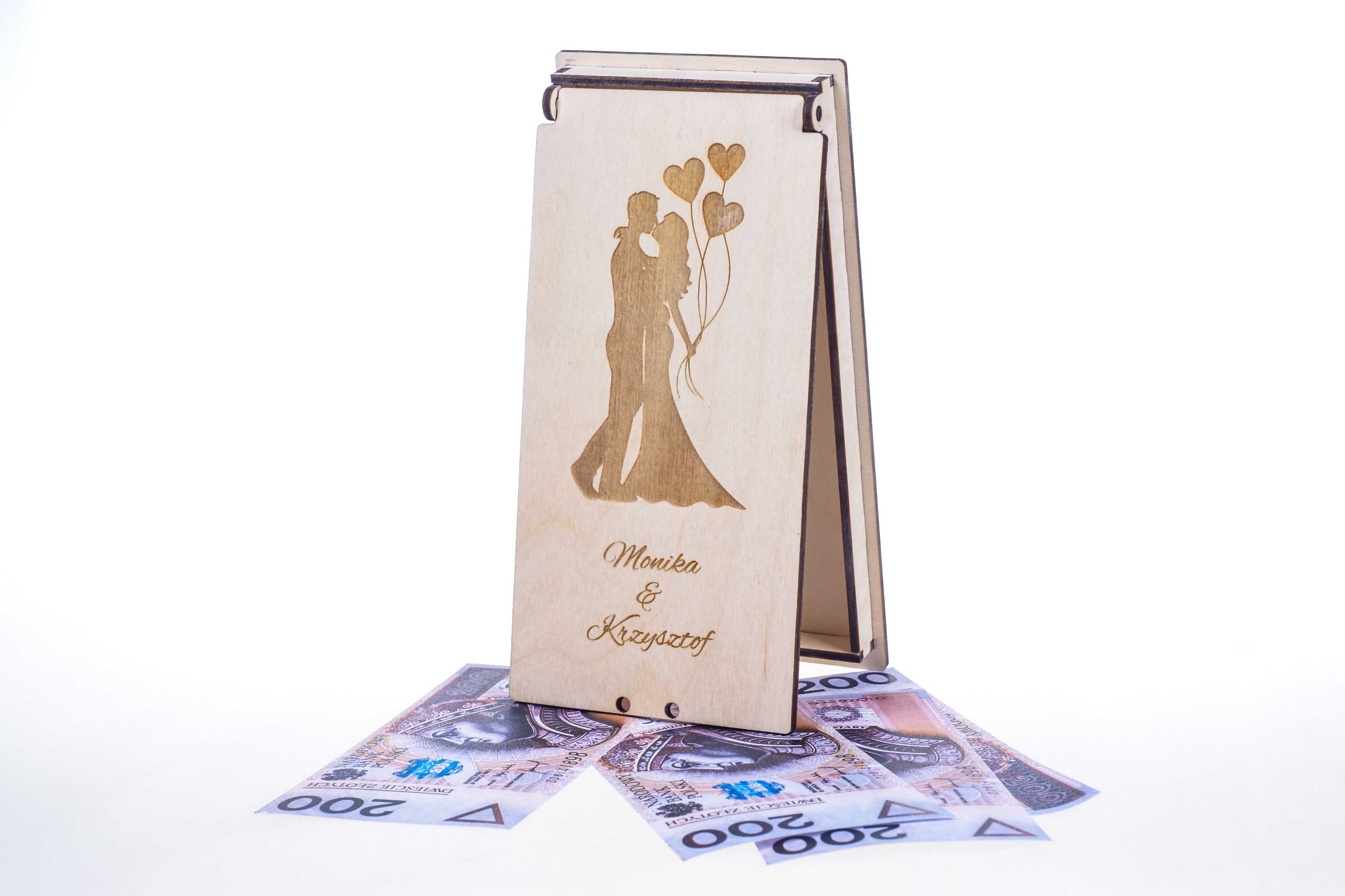 Drewniana koperta na pieniądze - prezent na ślub, komunię, urodziny