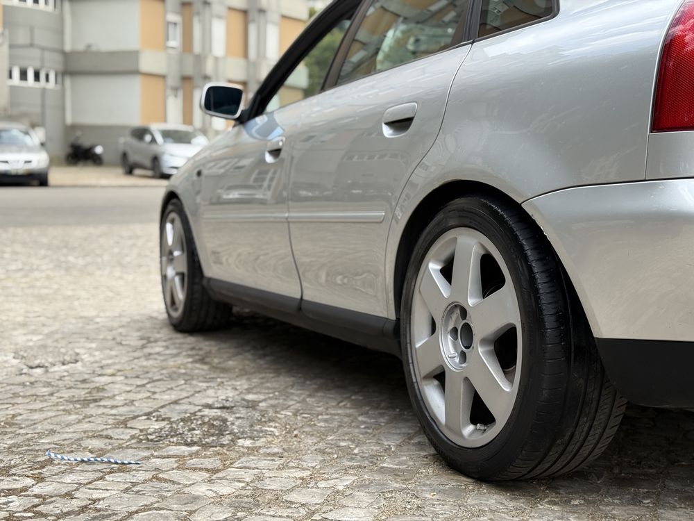 Audi A3 1.9Tdi 130cv 5portas apenas 315mil km!