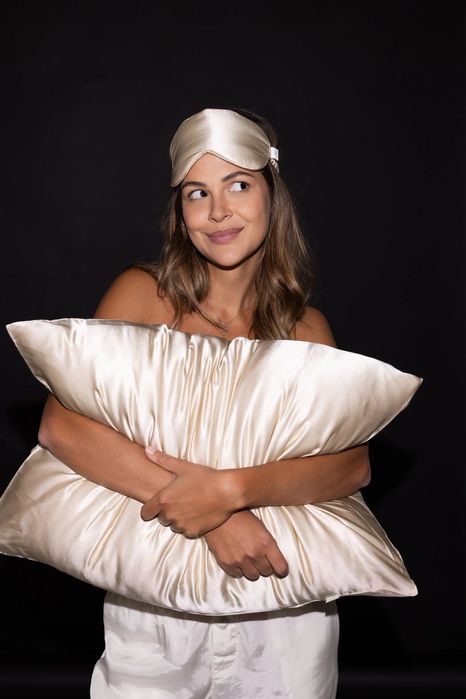 Шовкова маска для сну "шампань" 365 studio