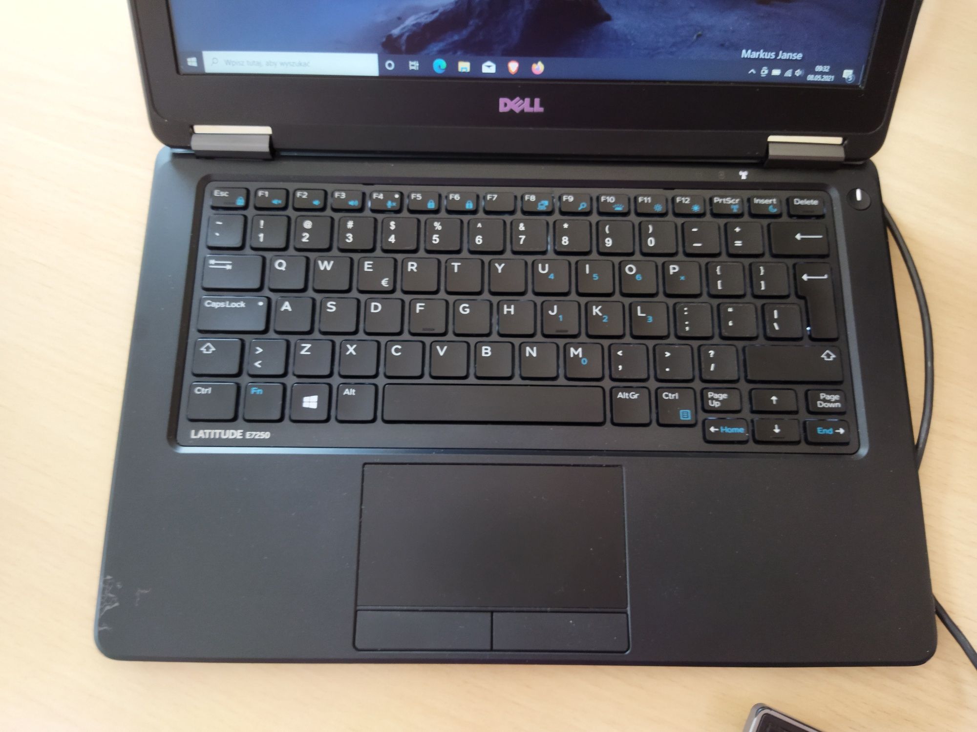 Dell 7250 i5-5300u 8gb 256 SSD Samsung stacja dokująca monitor