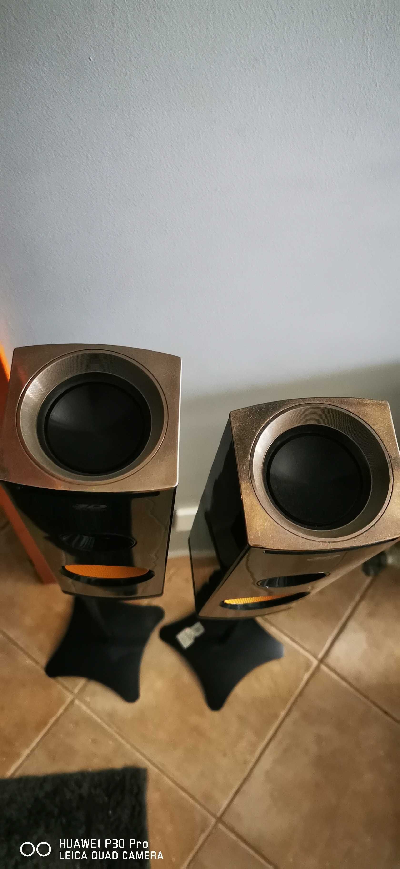Colunas LG e suportes